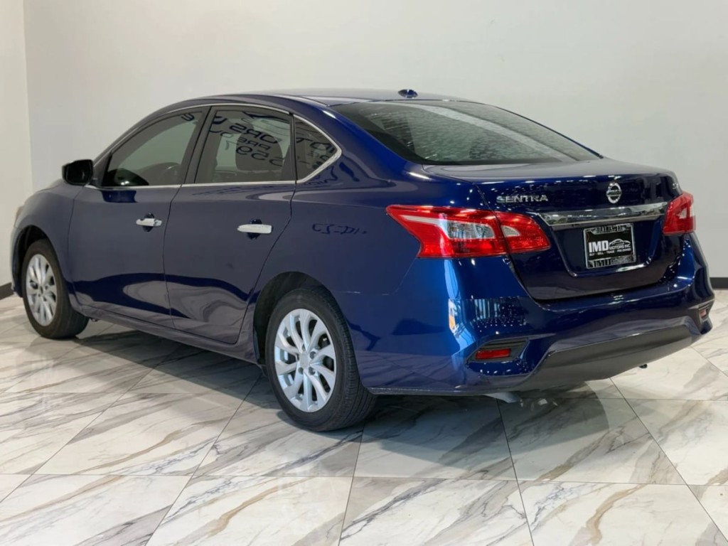 2018 Nissan Sentra Image 8