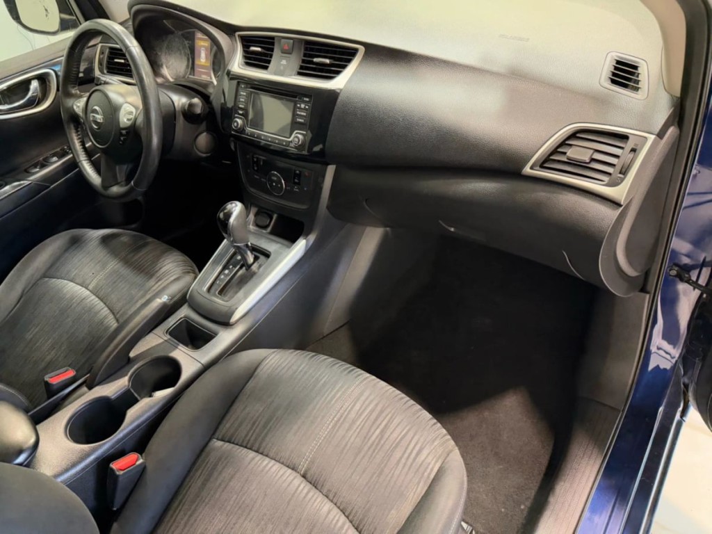 2018 Nissan Sentra Image 24