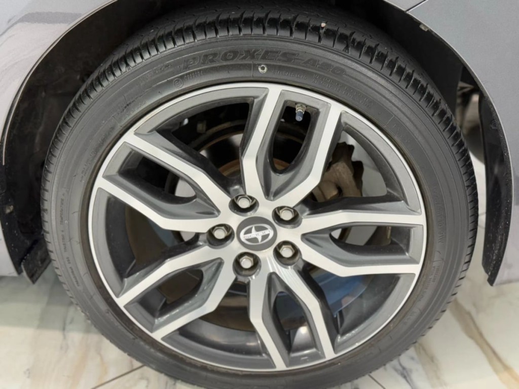 2016 Scion tC Image 31
