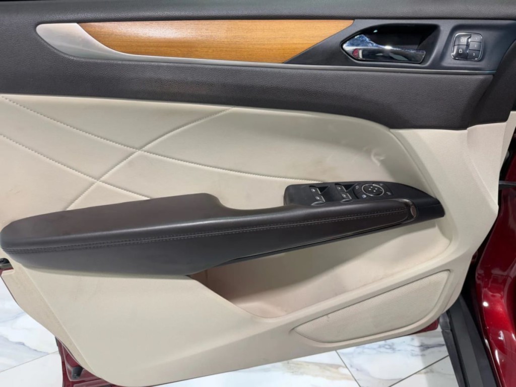 2015 Lincoln MKC Image 10