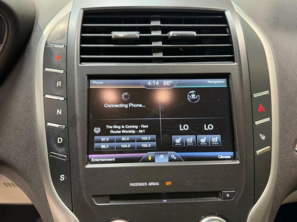 2015 Lincoln MKC Image 18