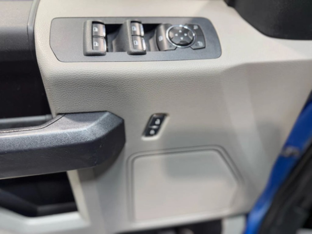2016 Ford F-150 Image 13