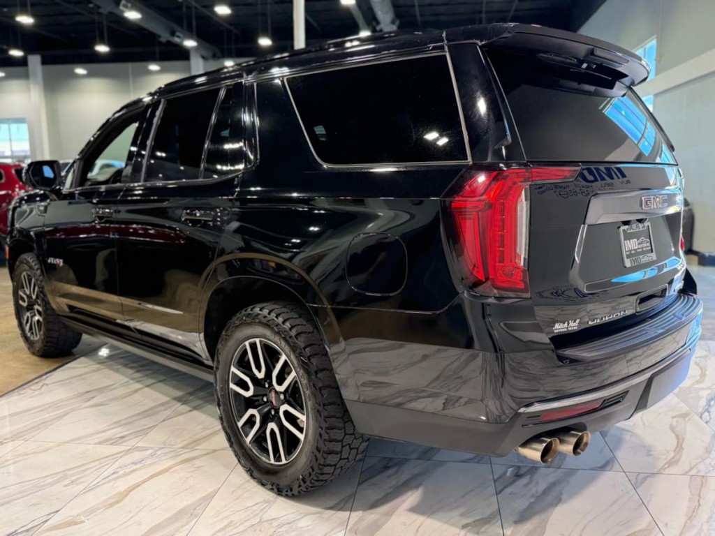 2022 GMC Yukon Image 8