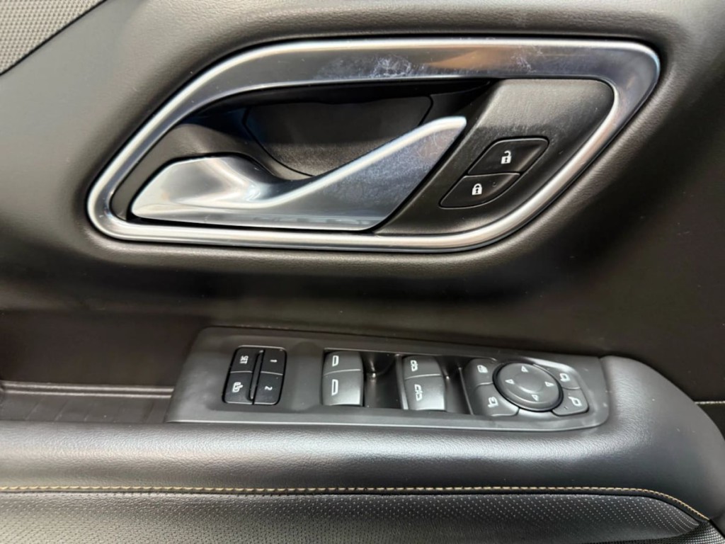 2022 GMC Yukon Image 13