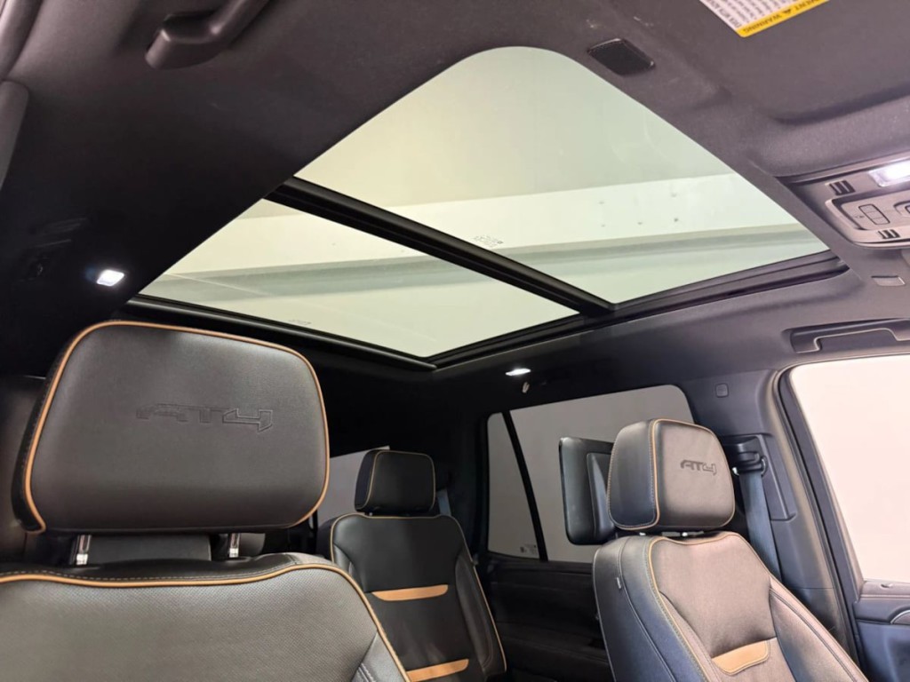 2022 GMC Yukon Image 33