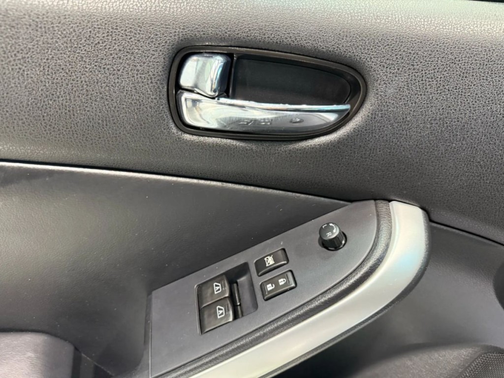 2012 Nissan Altima Image 12