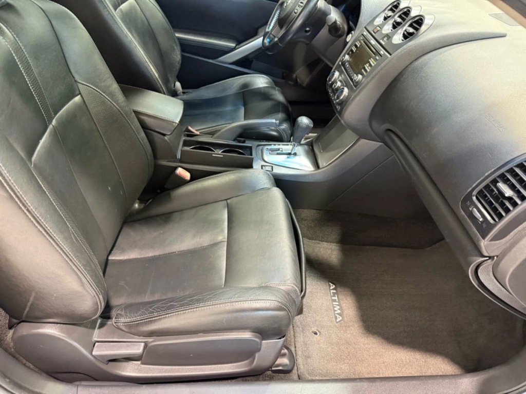 2012 Nissan Altima Image 18