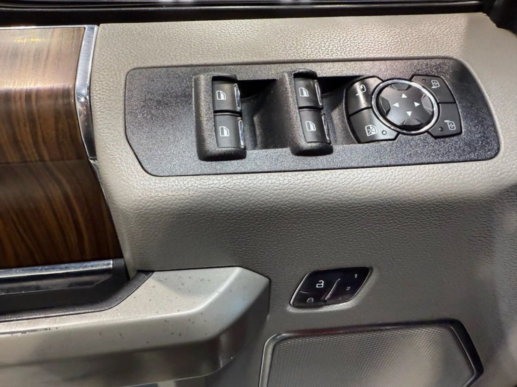 2017 Ford F-150 Image 11