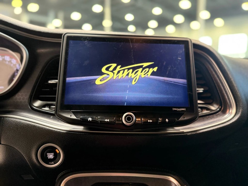 2016 Dodge Challenger Image 17