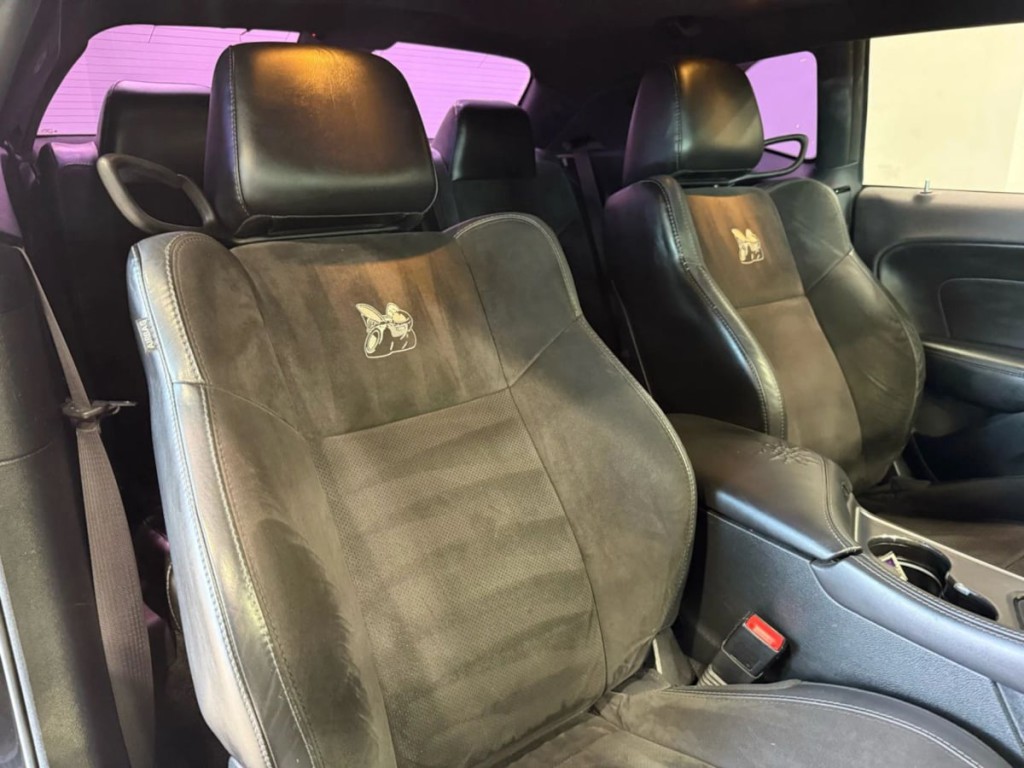2016 Dodge Challenger Image 29