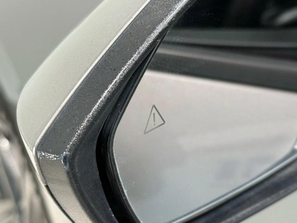 2022 Hyundai Elantra Image 11
