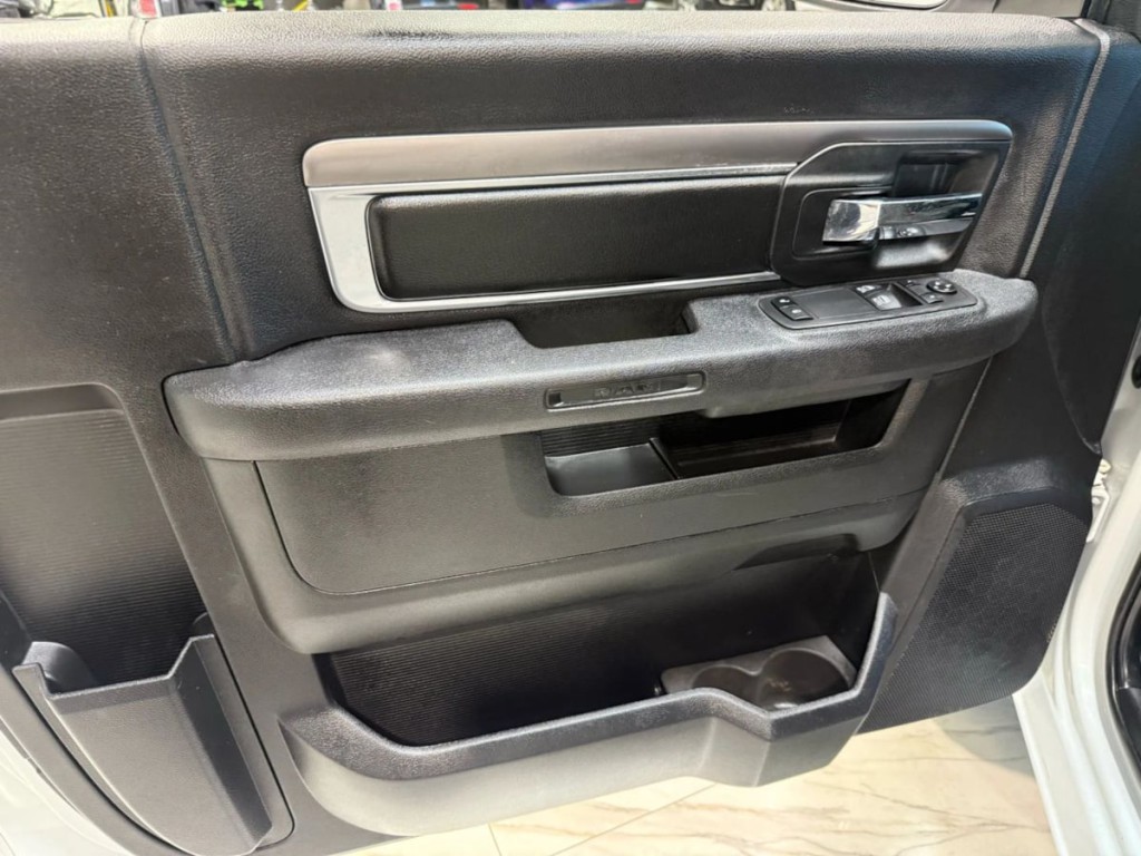 2022 RAM 1500 Image 10