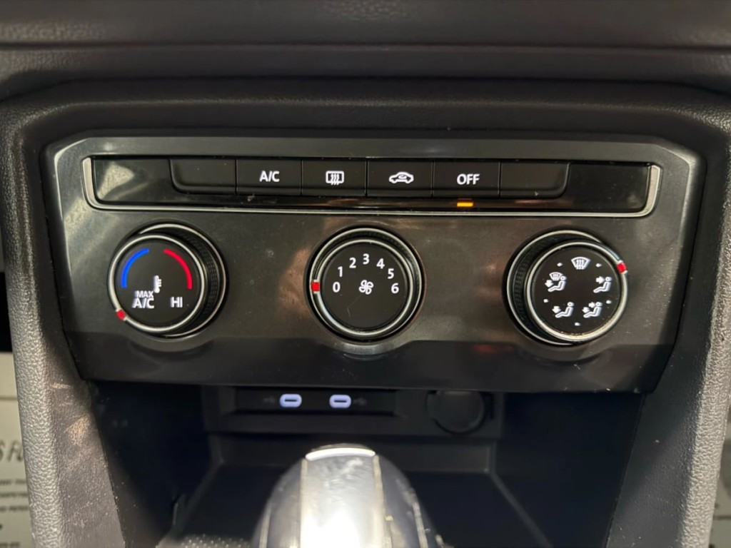 2020 Volkswagen Tiguan Image 17