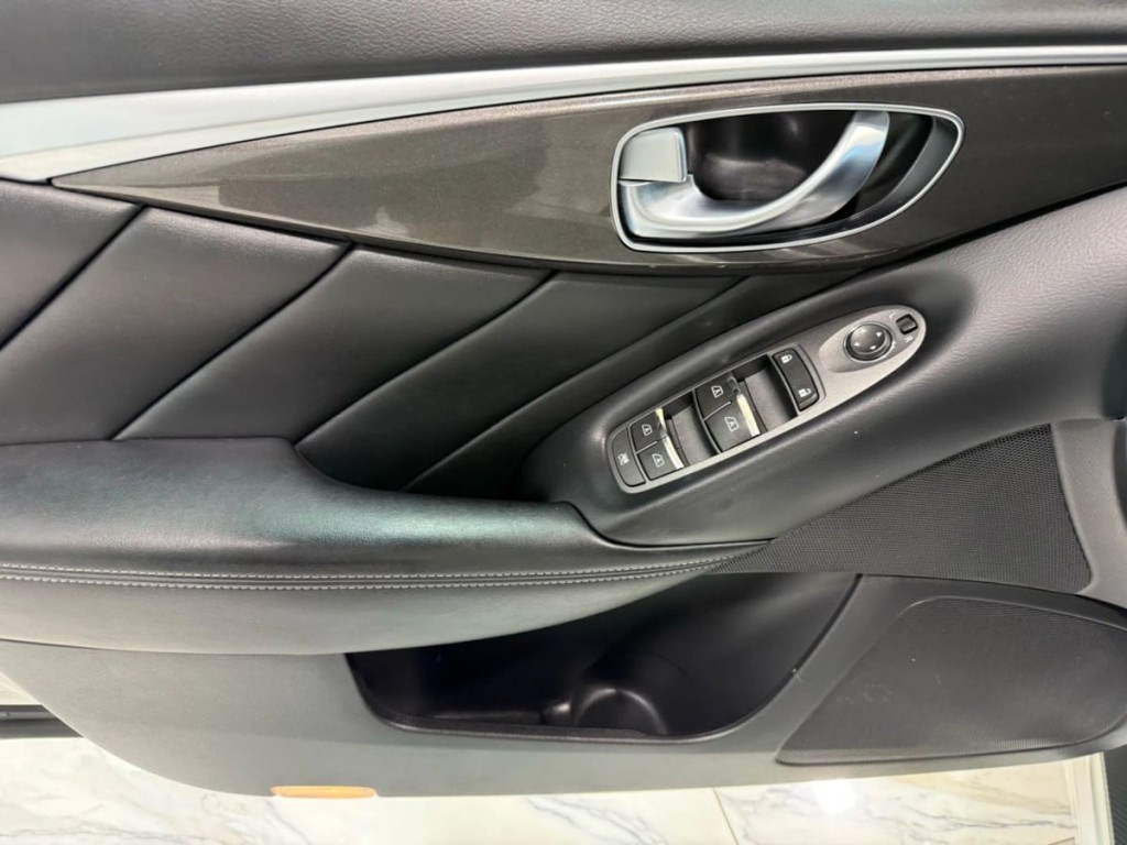 2018 INFINITI Q50 Image 11