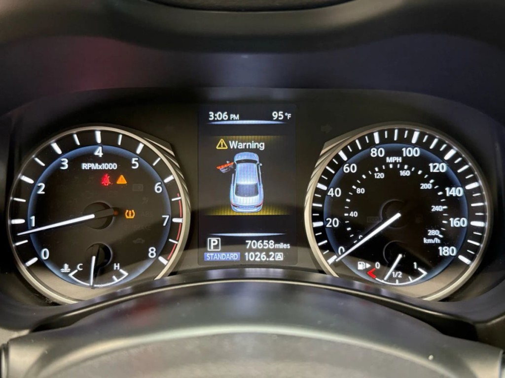 2018 INFINITI Q50 Image 22