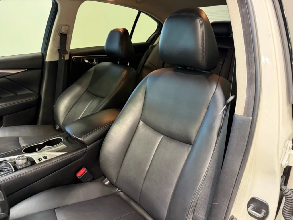 2018 INFINITI Q50 Image 24