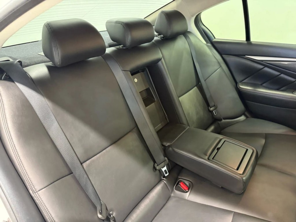 2018 INFINITI Q50 Image 31