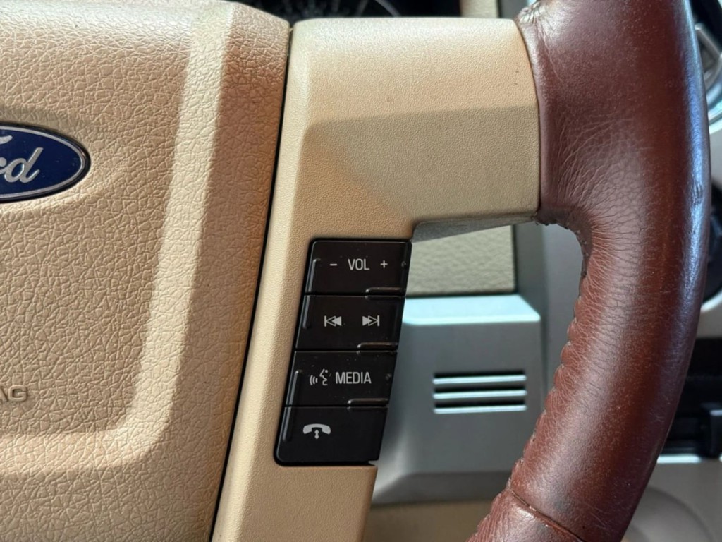 2013 Ford F-150 Image 18