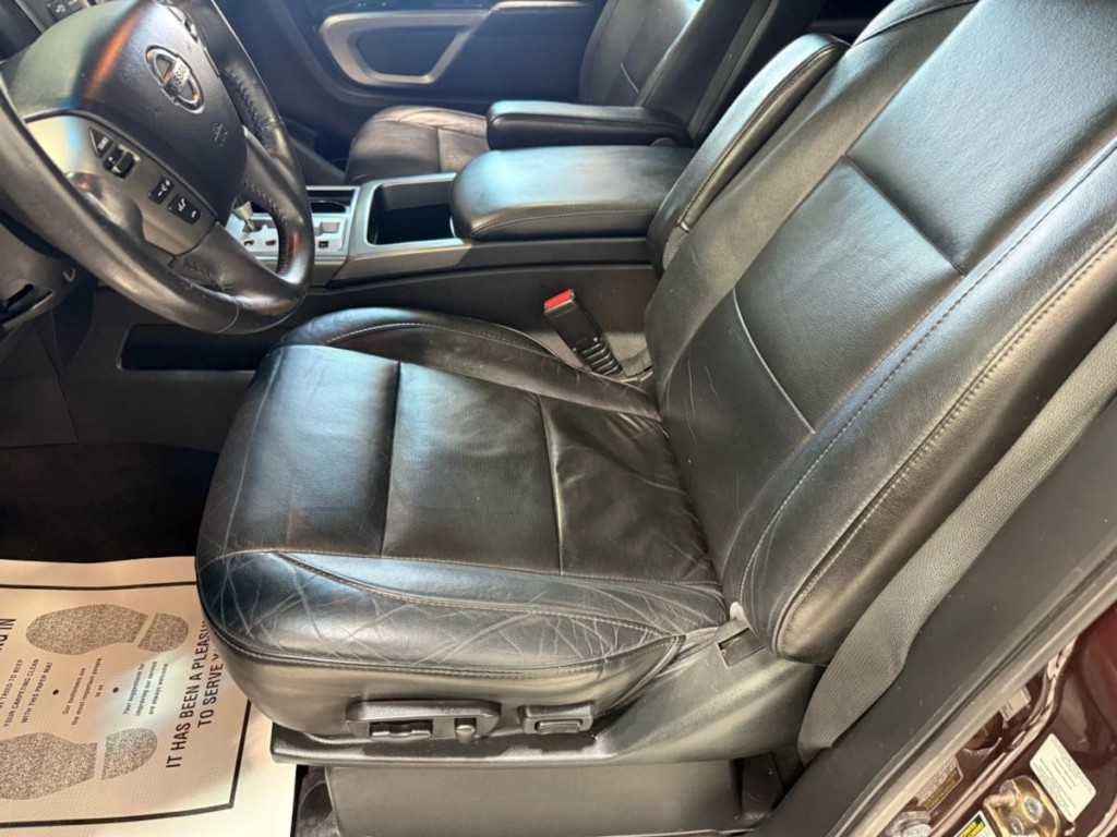 2015 Nissan Armada Image 22