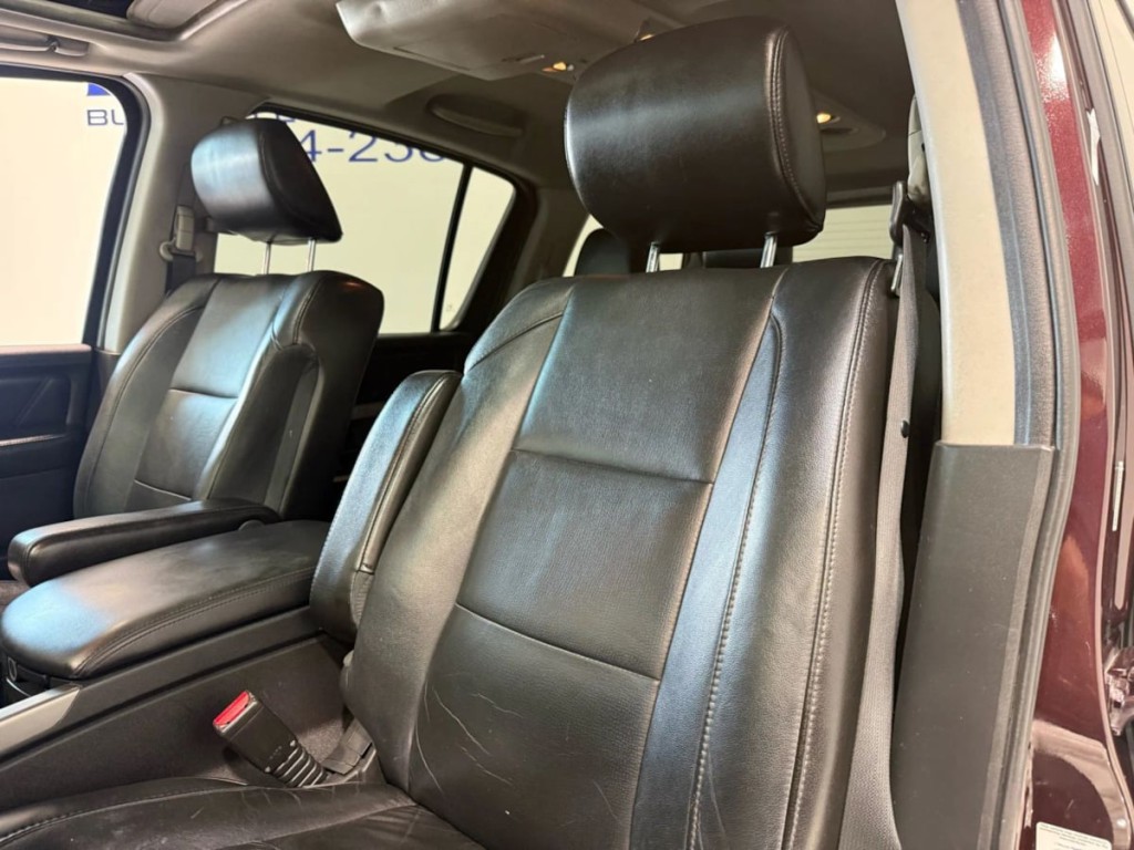 2015 Nissan Armada Image 23