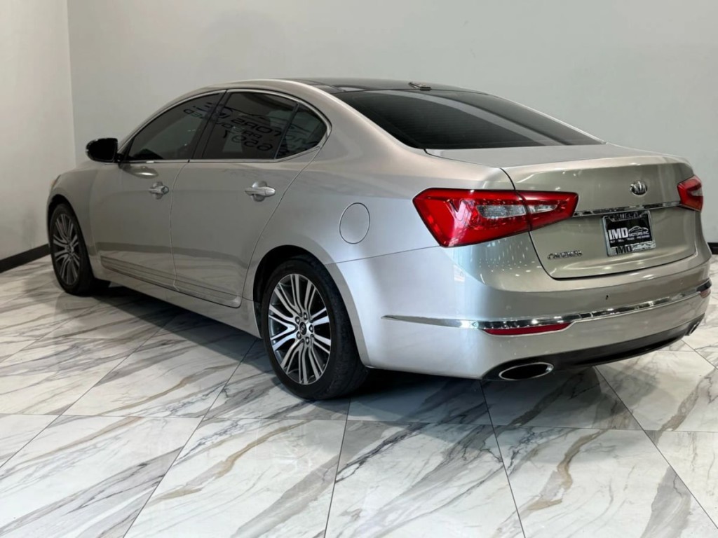 2014 Kia Cadenza Image 8