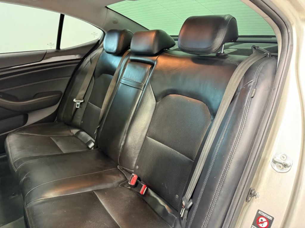 2014 Kia Cadenza Image 26
