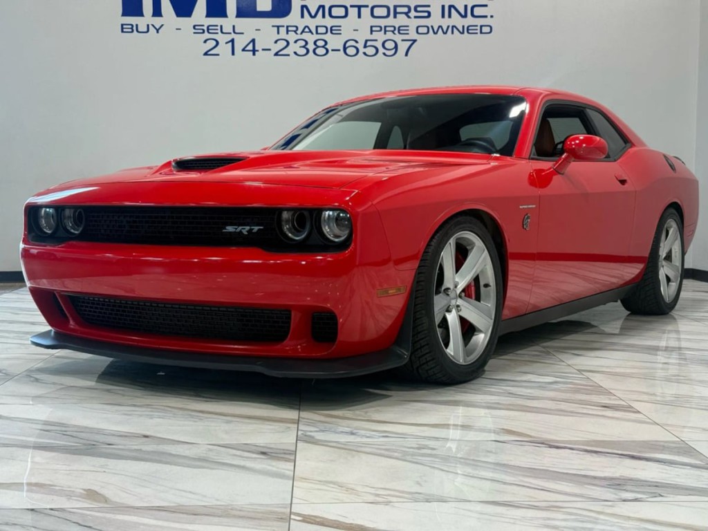 2015 Dodge Challenger Image 2