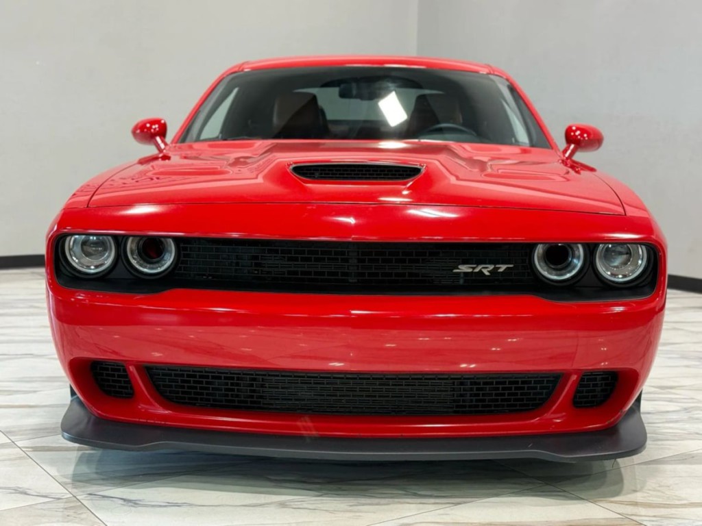 2015 Dodge Challenger Image 3