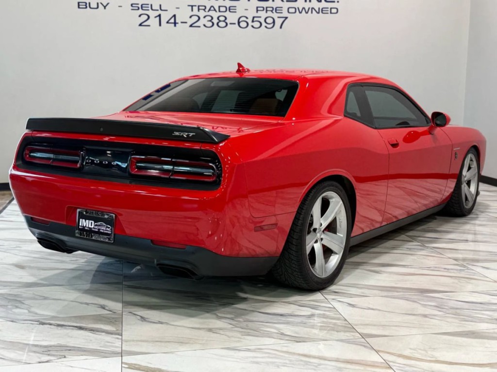 2015 Dodge Challenger Image 7