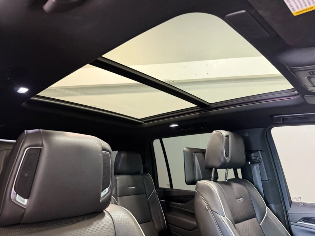 2021 Cadillac Escalade Image 30
