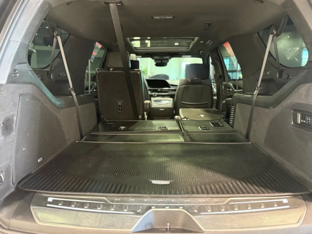 2021 Cadillac Escalade Image 37