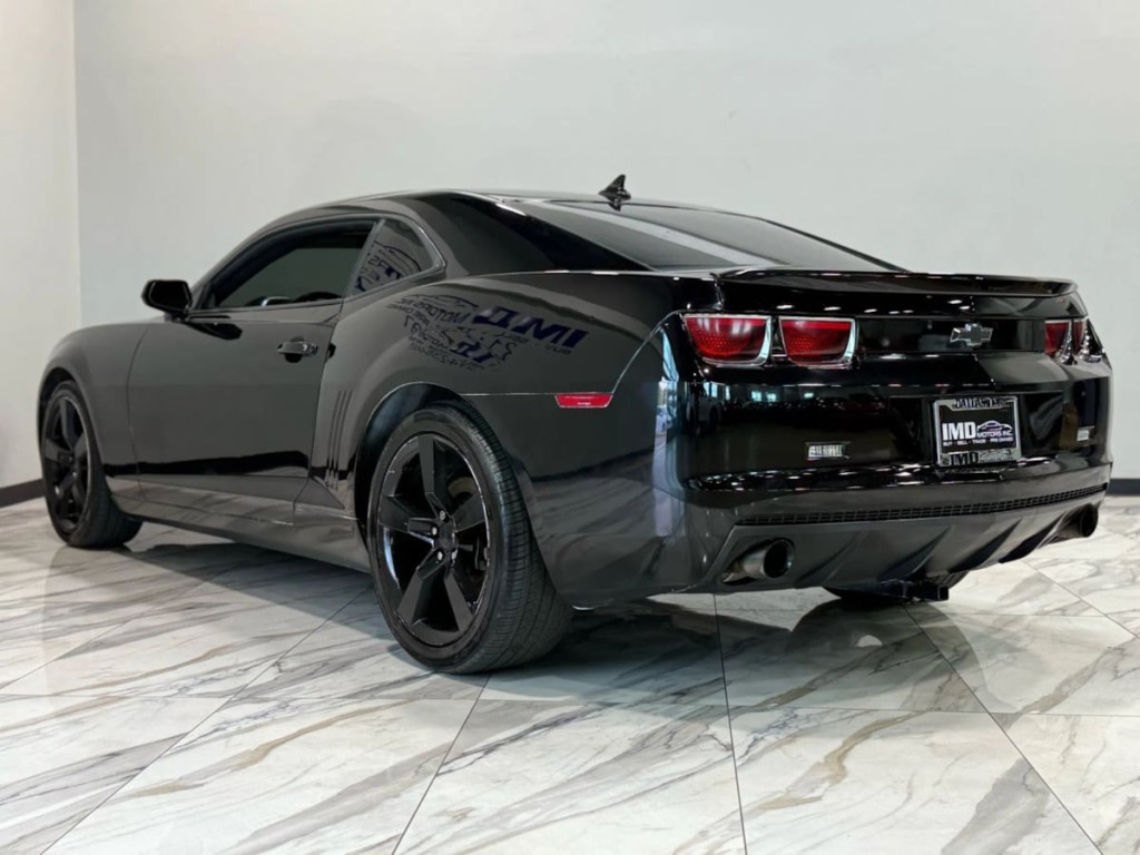2013 Chevrolet Camaro Image 8