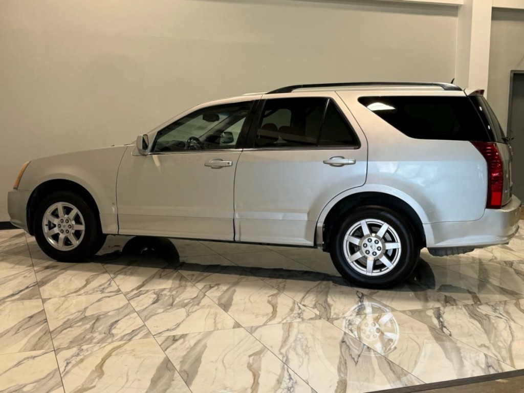 2008 Cadillac SRX Image 9