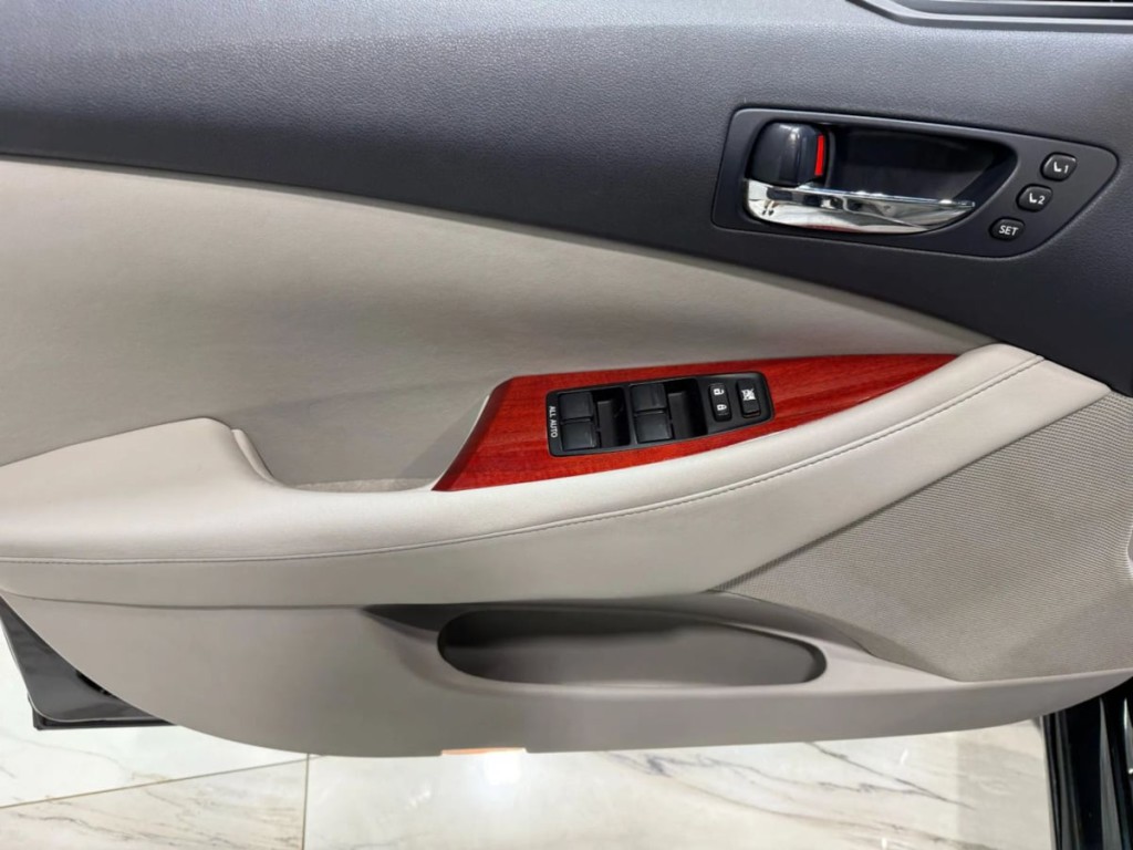 2008 Lexus ES 350 Image 10