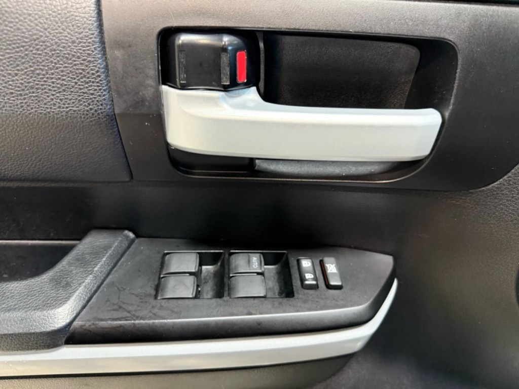 2021 Toyota Tundra Image 11