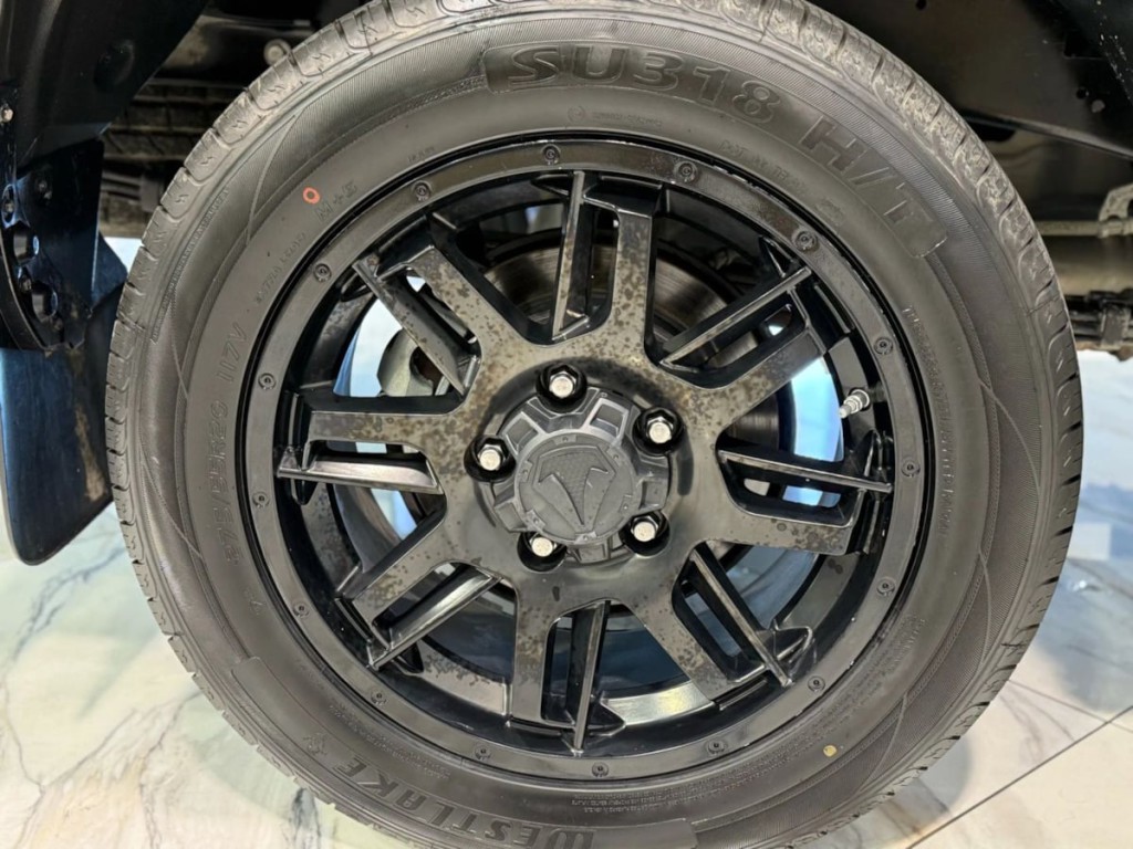 2021 Toyota Tundra Image 34