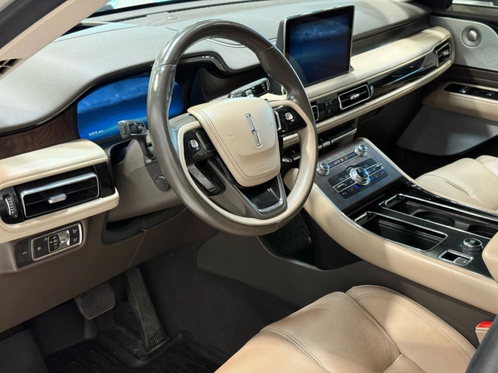2020 Lincoln Aviator Image 14