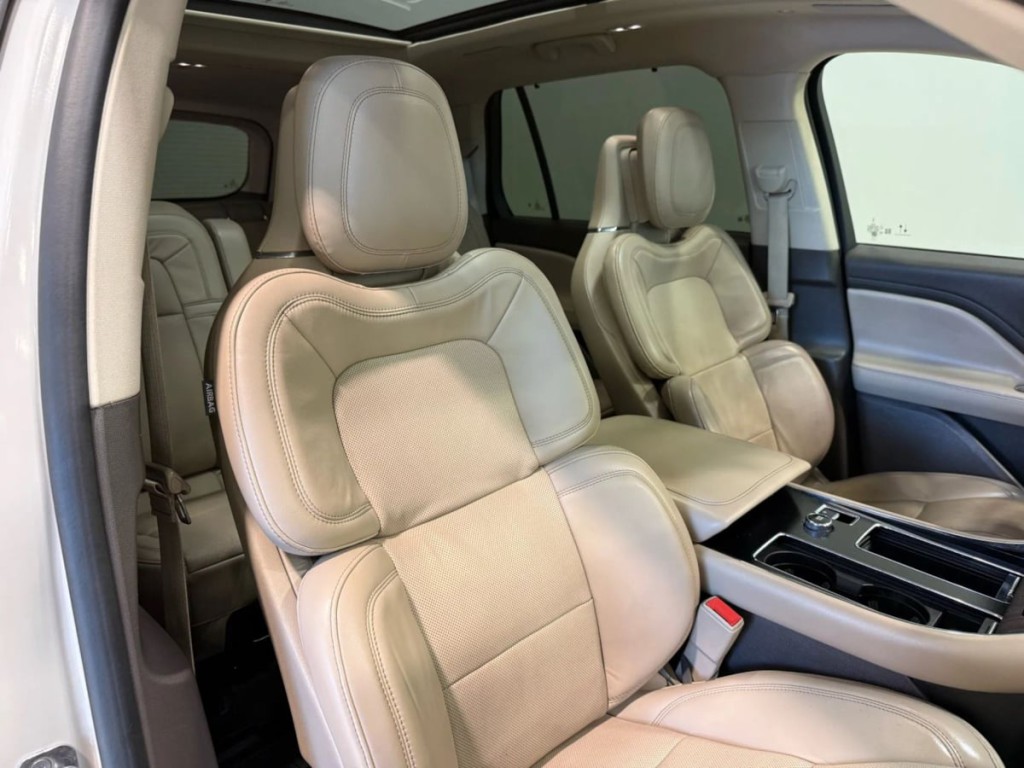2020 Lincoln Aviator Image 31