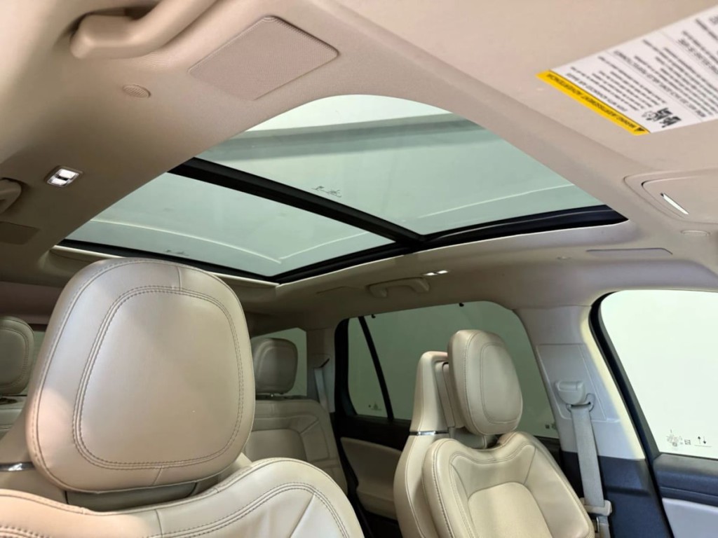 2020 Lincoln Aviator Image 32