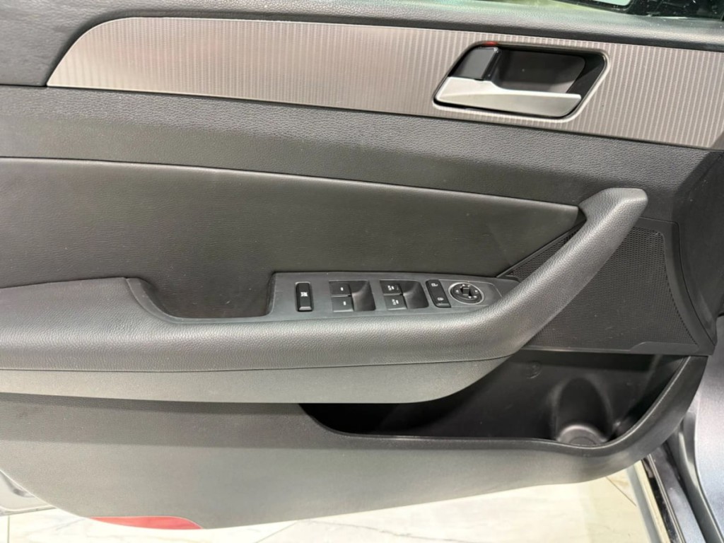 2018 Hyundai Sonata Image 12