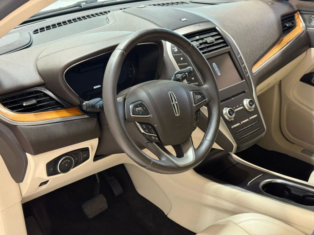 2015 Lincoln MKC Image 14