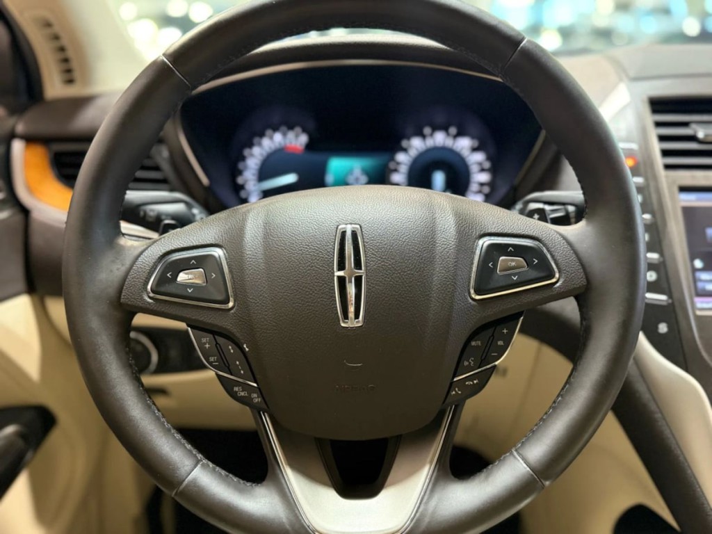 2015 Lincoln MKC Image 17