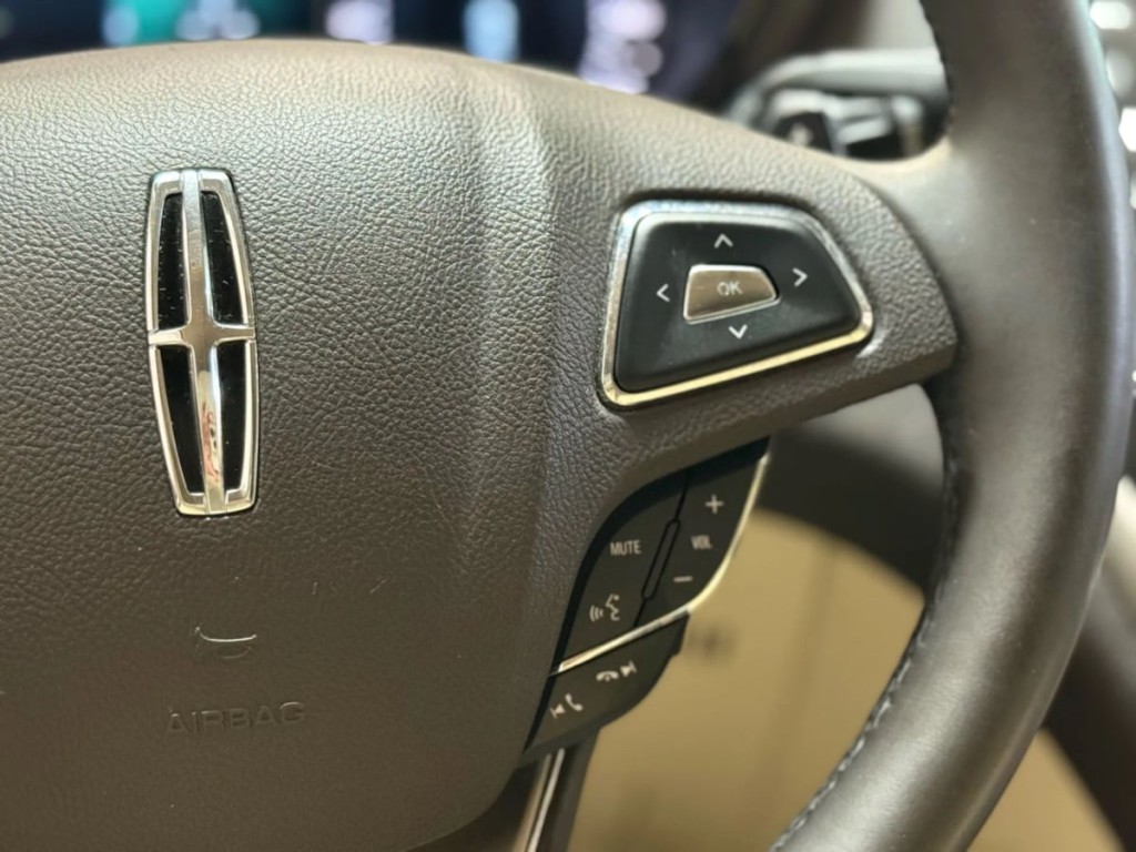 2015 Lincoln MKC Image 19