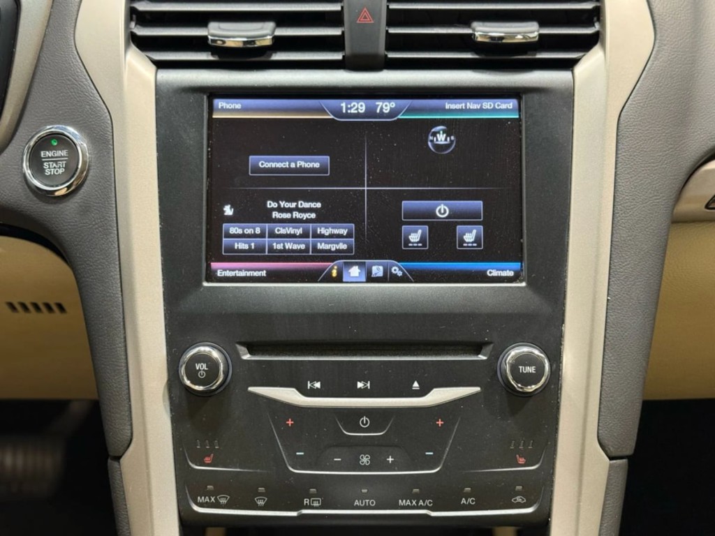 2014 Ford Fusion Image 18