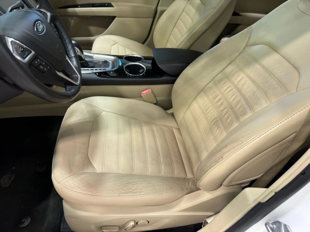 2014 Ford Fusion Image 23