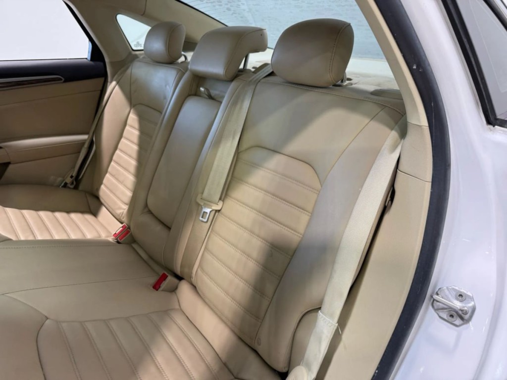 2014 Ford Fusion Image 26