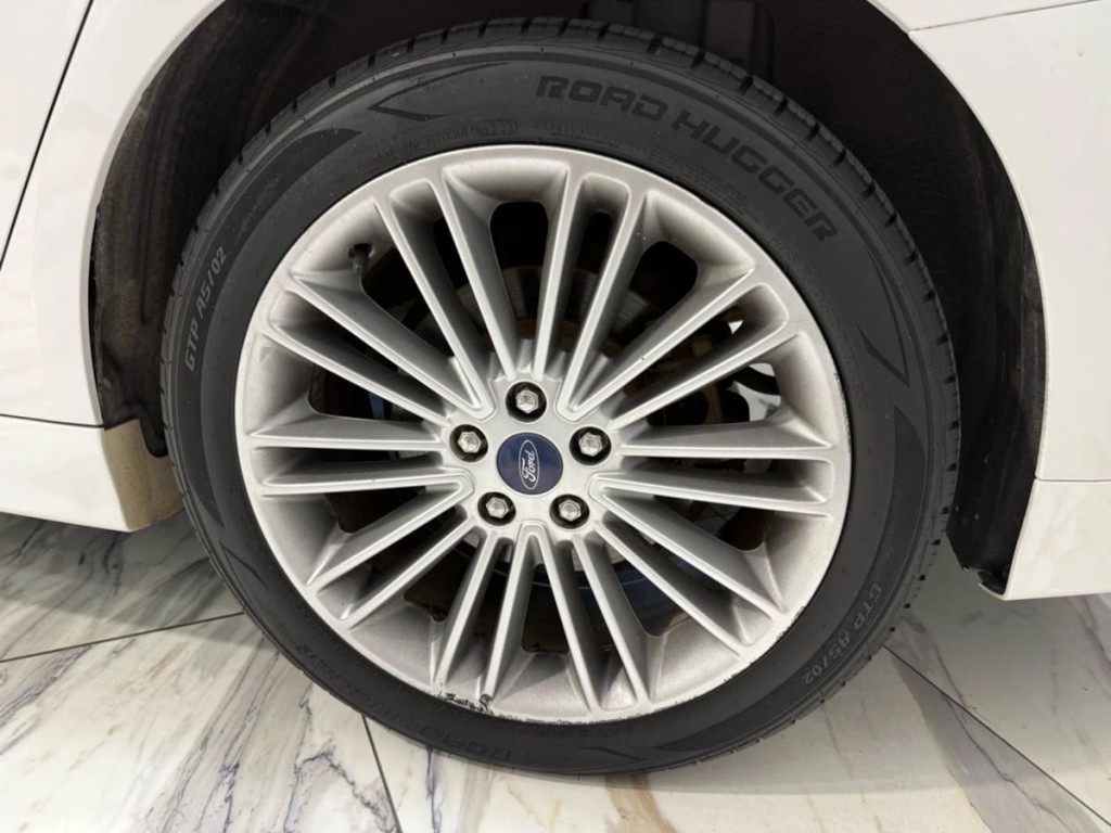 2014 Ford Fusion Image 34