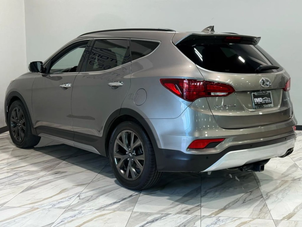 2017 Hyundai Santa Fe Sport Image 8
