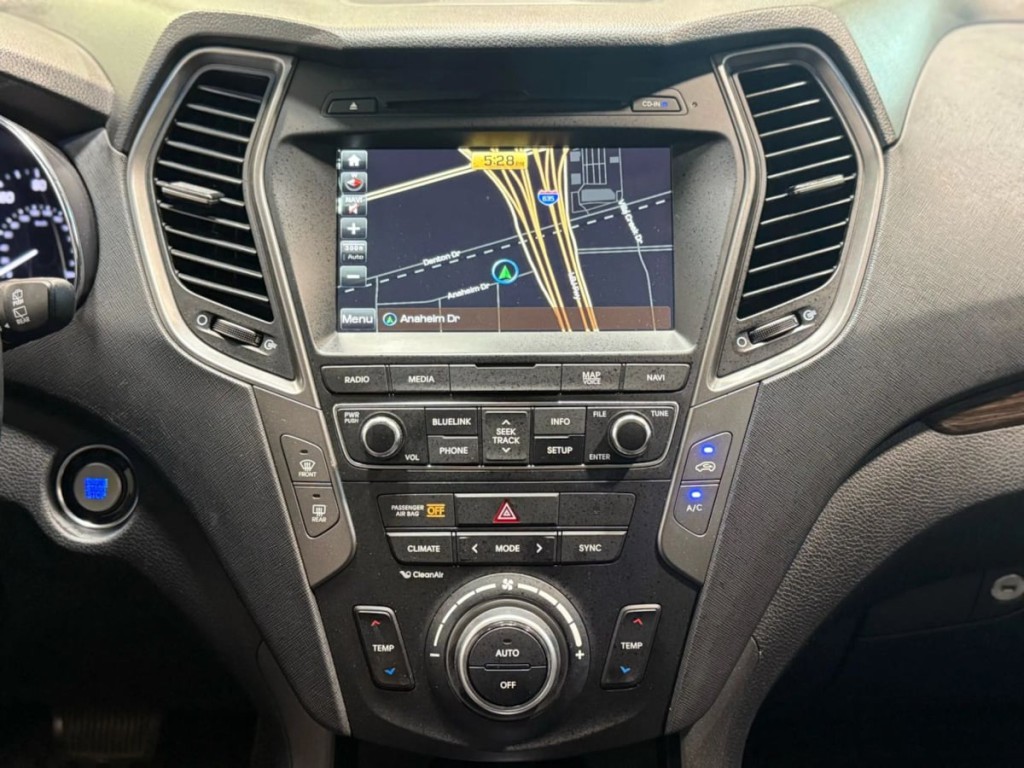 2017 Hyundai Santa Fe Sport Image 16