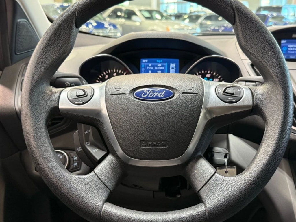 2015 Ford Escape Image 16